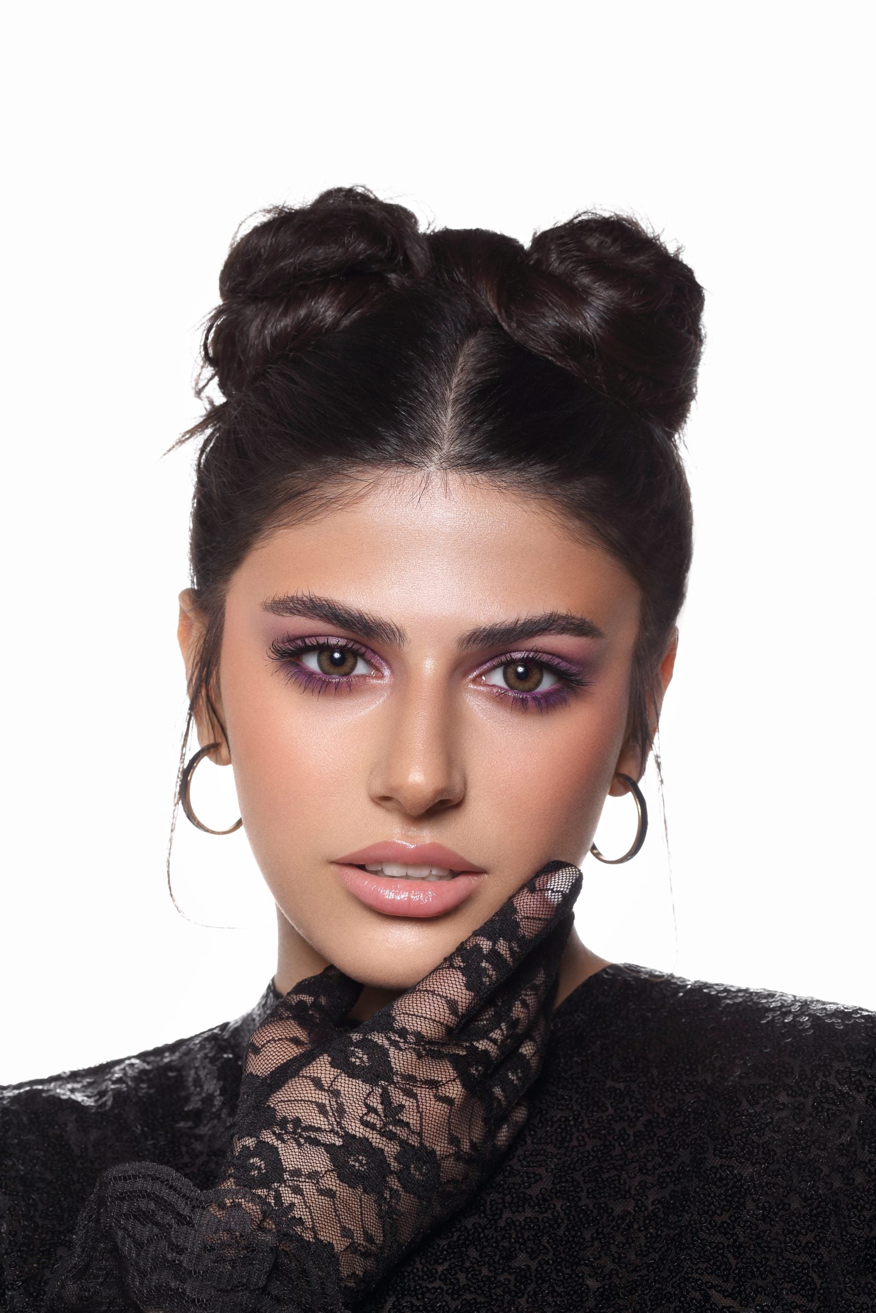 Allure Blonde Bella Contact Lenses from the Diamond Collection