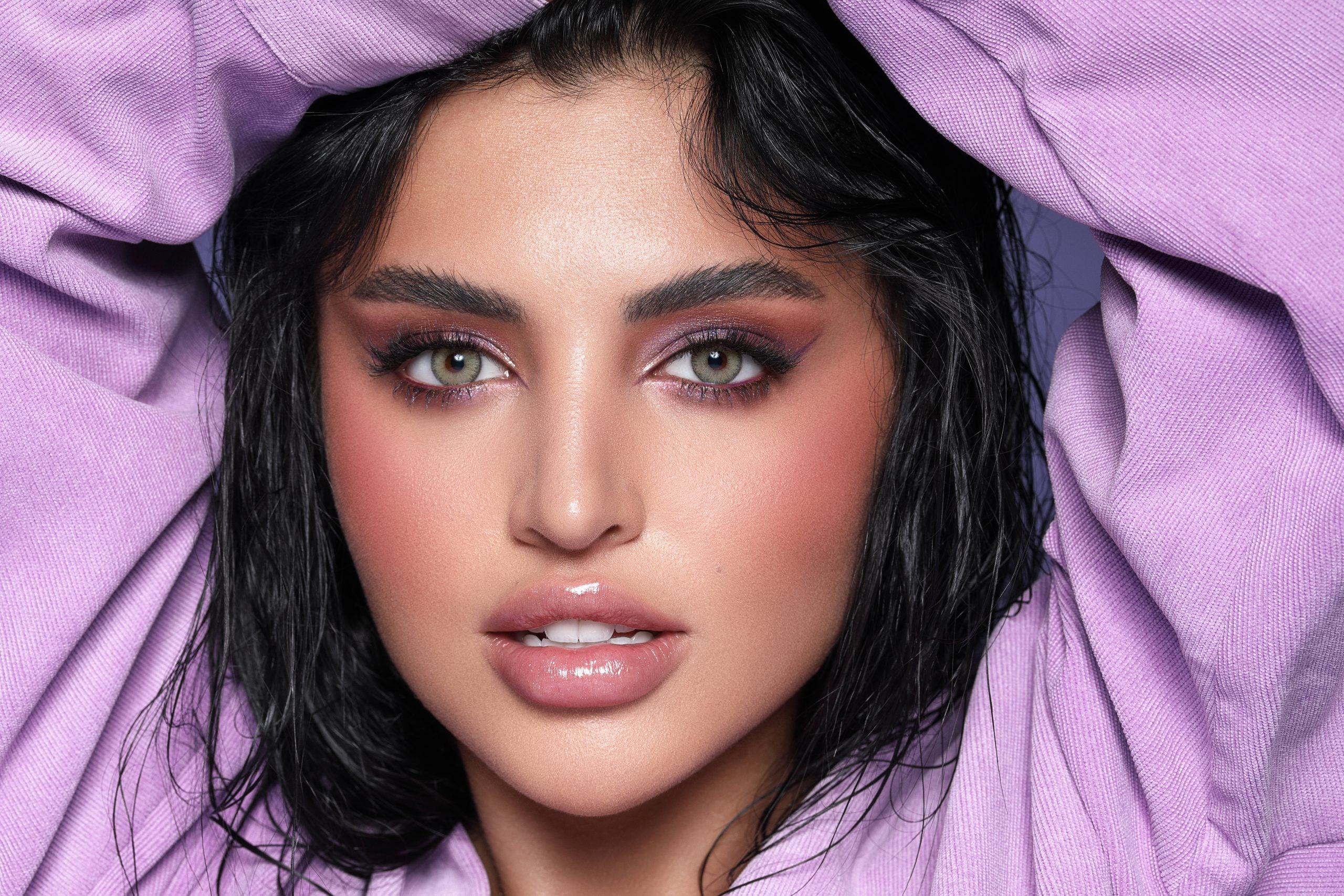 Bella Contact Lenses from the Elite Collection