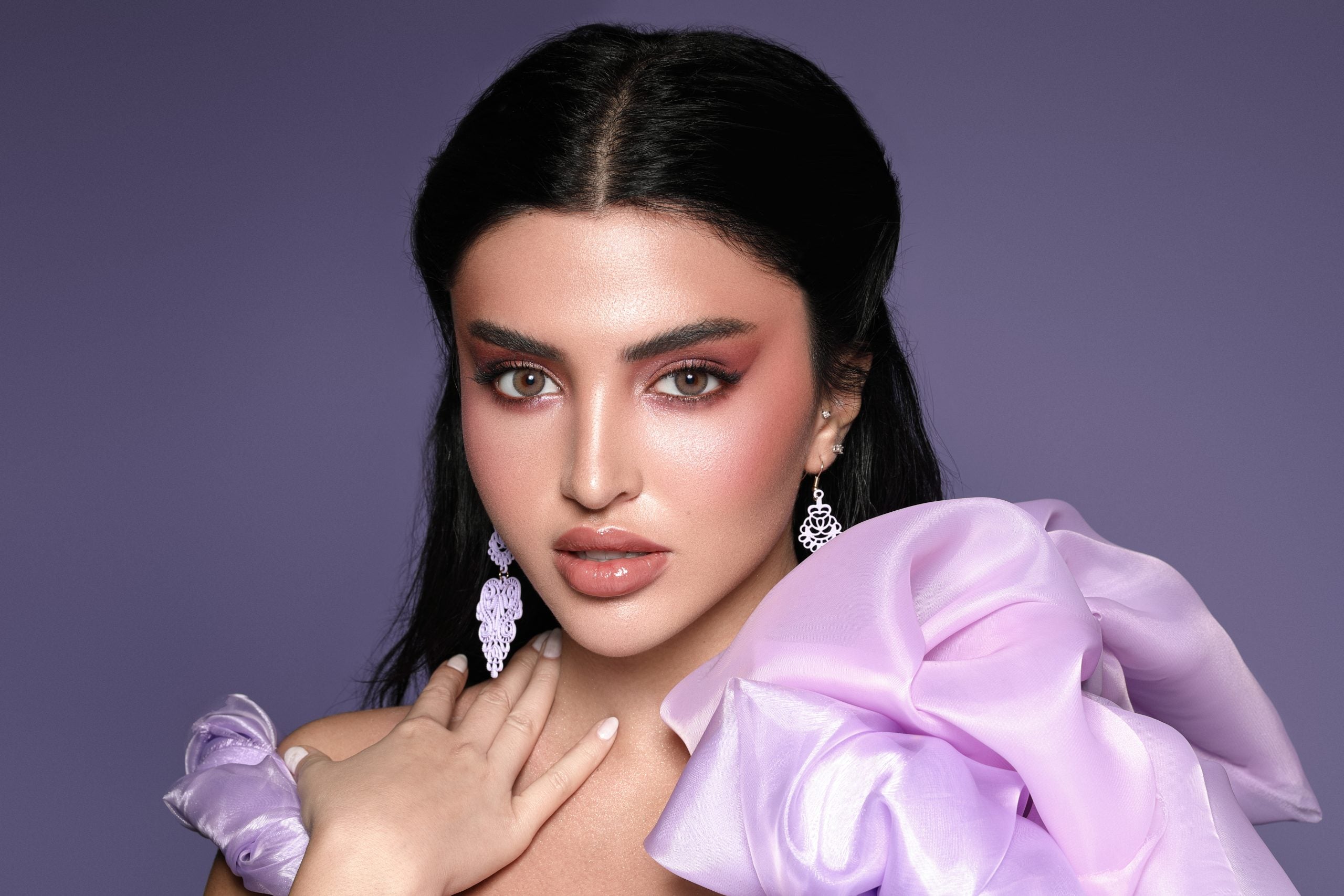 Green Olive Bella Contact Lenses from the Elite Collection