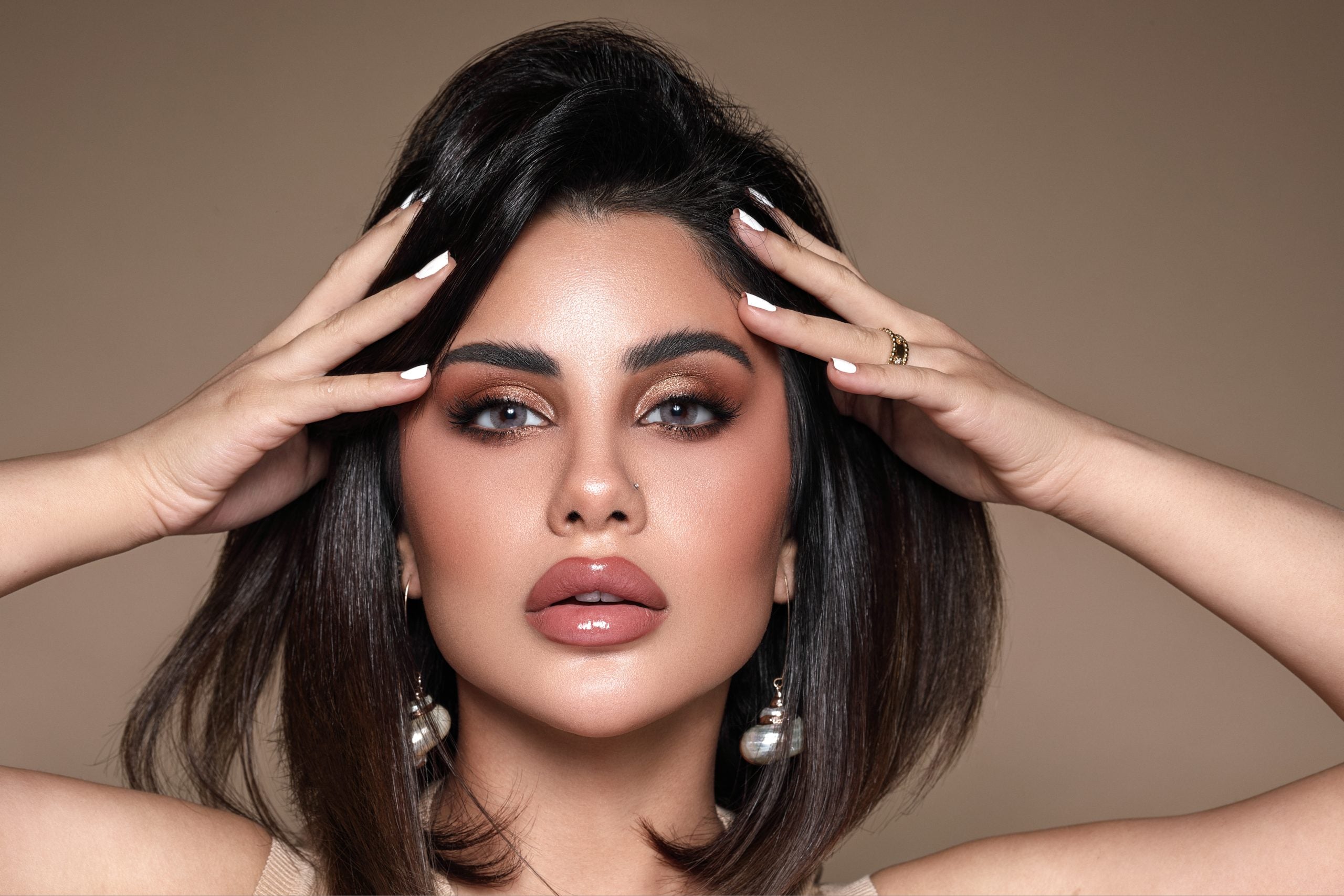 Sandy Gray Bella Contact Lenses from the Elite Collection