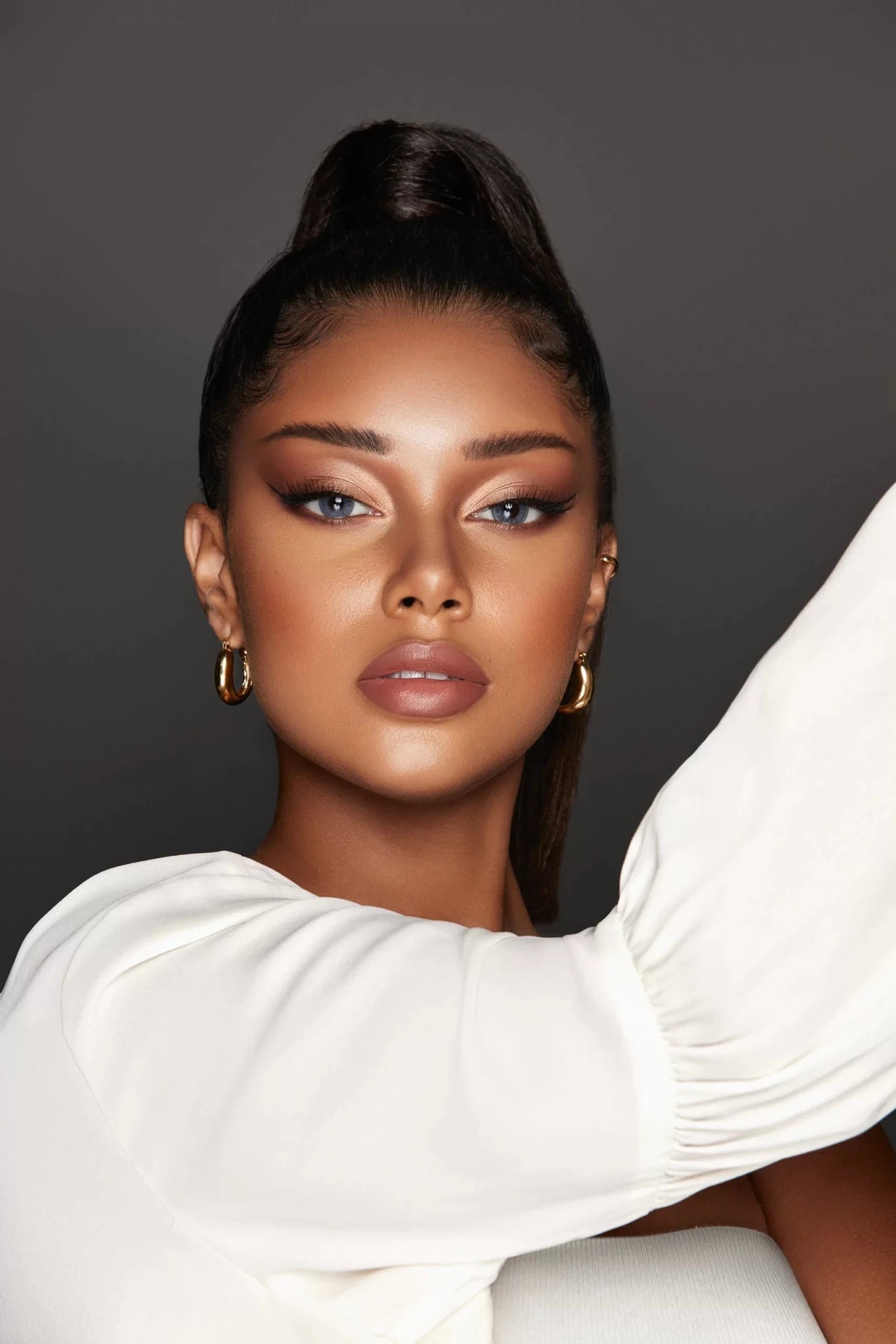 Bluish Gray Bella Contact Lenses - Bella_Contact_Lenses